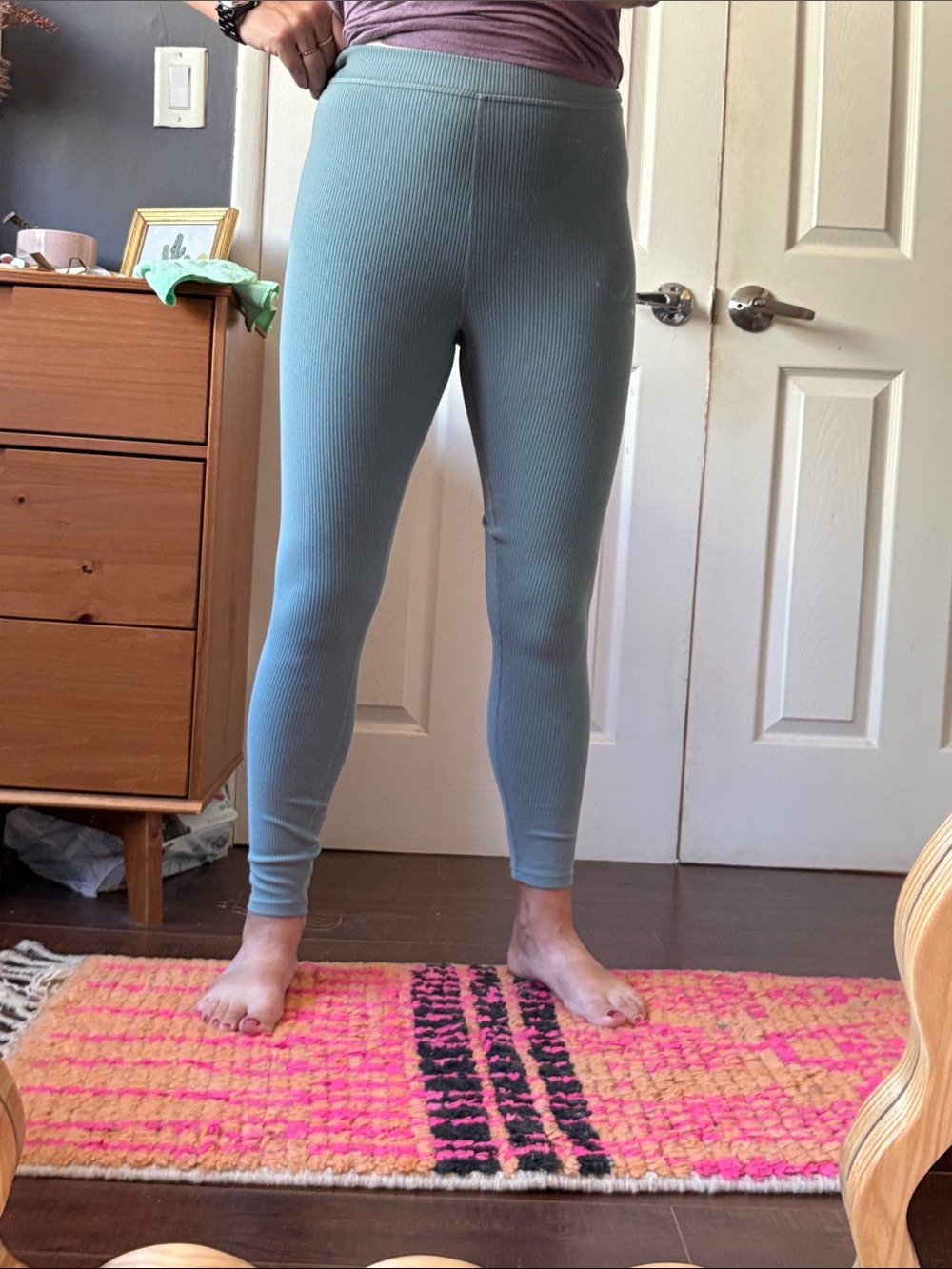 ALO Yoga  Ribbed Leggings in Sage Blue